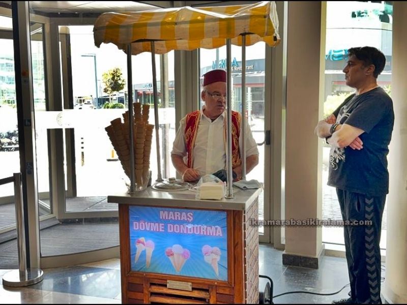 Nostaljik Lezzetler İçin Tüm İkram Arabası Kiralama Seçenekleri